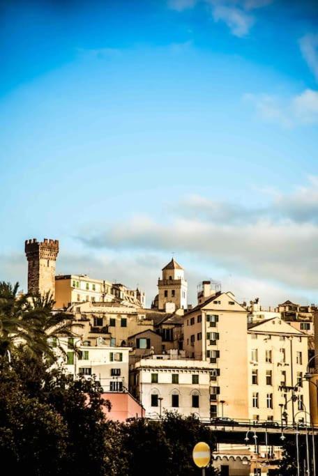 La Finestra Sul Cielo Del Porto Antico Di Genova Apartman Kültér fotó